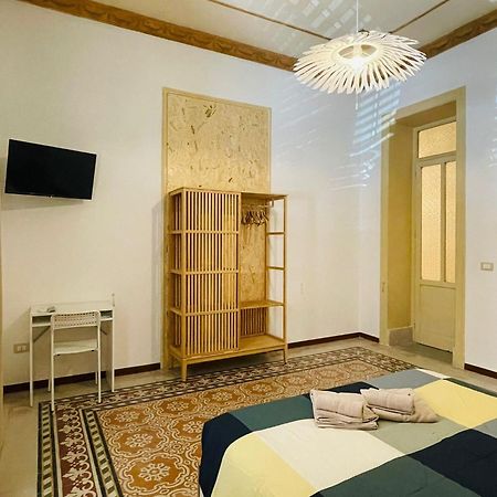 פלרמו Olivuzza Rooms In Apartment מראה חיצוני תמונה