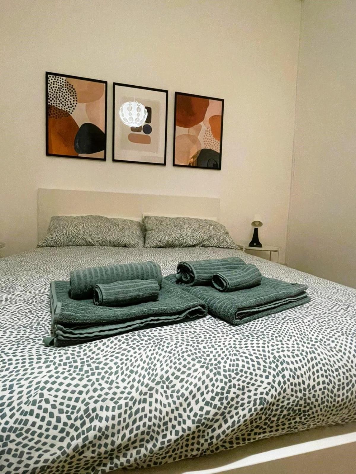 פלרמו Olivuzza Rooms In Apartment מראה חיצוני תמונה