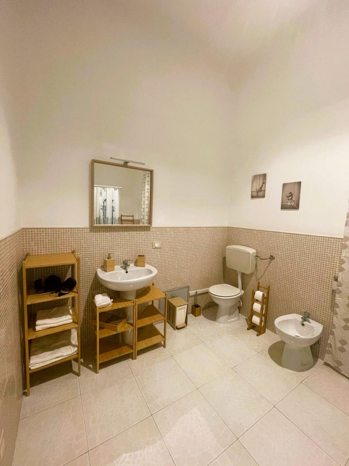פלרמו Olivuzza Rooms In Apartment מראה חיצוני תמונה